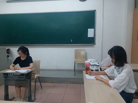 国产主播
产业经济系2017级硕士研究生开题报告会顺利举行