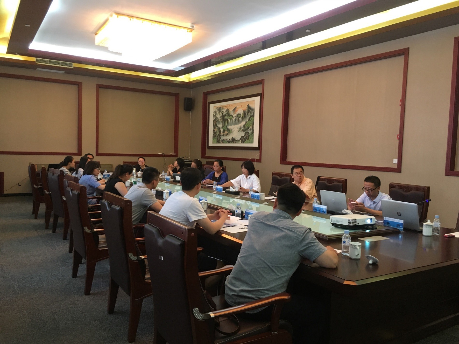 夯实基础提升内涵，凝心聚力砥砺前行——国产主播
MBA教育中心期末总结会召开