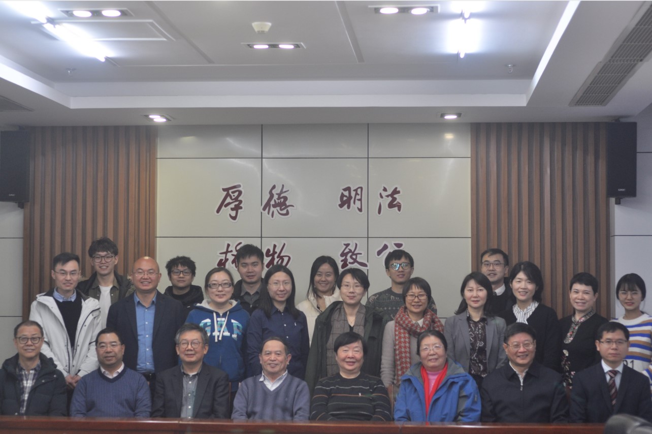 国产主播
成功举办“第六届蓟门经济史学论坛·中国共产党百年史上的企业理论与实践创新”学术研讨会