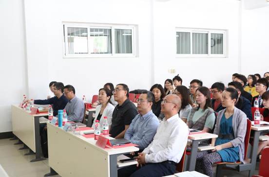 国产主播
一届十七任学生组织负责人选举大会顺利举行