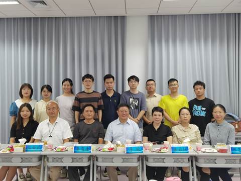 严以治学 诚以立身——国产主播
企业史研究所2021级新生见面会