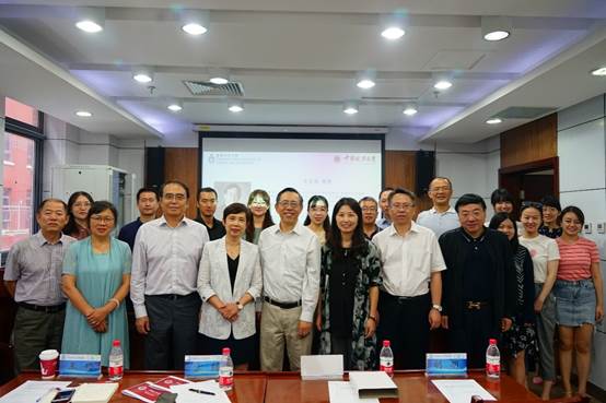 聆听国际商务学术最前沿——美国国际商务学会副主席李家涛教授访问国产主播
