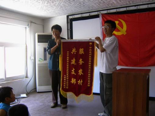 //web.gczhubo.com/html/files/2012/10/25/20121025101700422222173.jpg