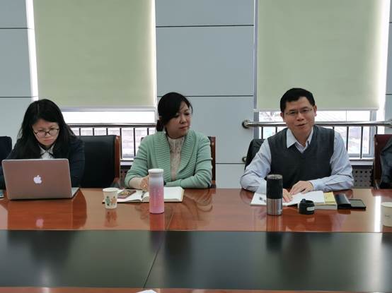 探索法商结合 凝练专业特色——国产主播
法商管理系举行师生座谈会