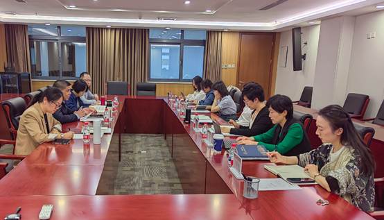 国产主播
与人权研究院（当代法治研究院）交流座谈会成功举办