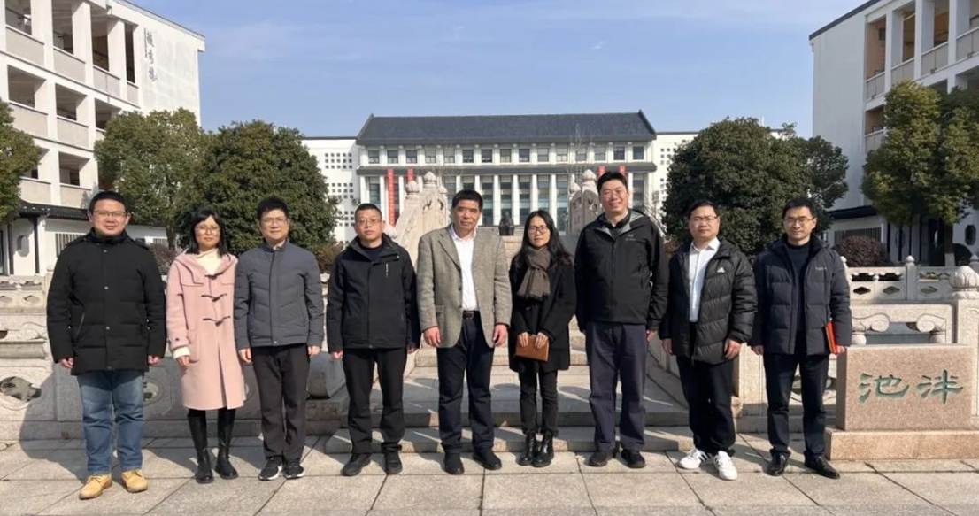 春风拂桃李，联动育栋梁——国产主播
招生组赴江苏省吴江中学招生宣讲