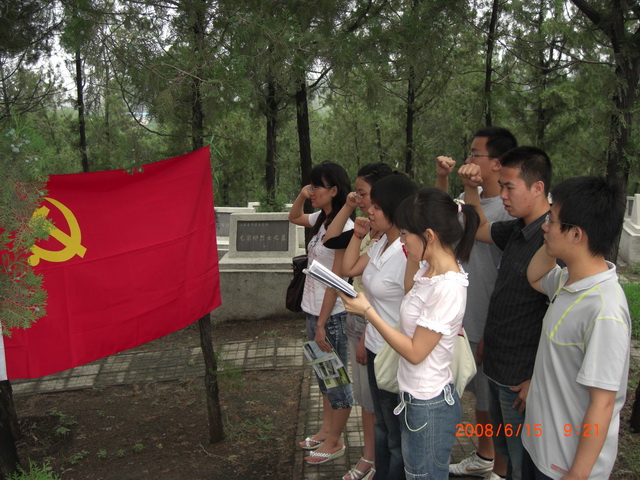//web.gczhubo.com/html/files/2012/10/24/20121024105737718745486.jpg