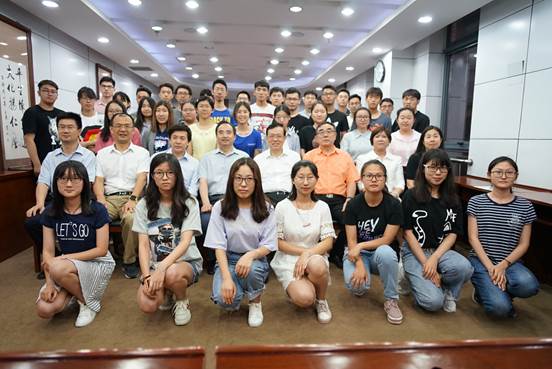 国产主播
“大家名师微课堂”圆满举行