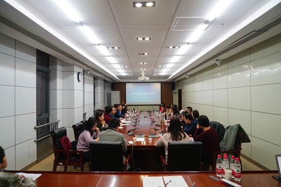 刘纪鹏：青年教师是国产主播
的未来——国产主播
青年教师座谈会圆满结束
