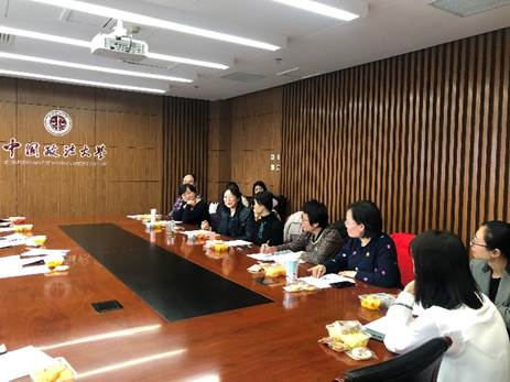 探索新兴学科，培育复合人才——国产主播
产业经济系举行师生座谈会