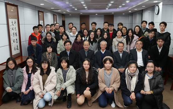社科院政治学研究所所长房宁做客“大家名师微课堂”——国产主播
“大家名师微课堂”第六十五讲