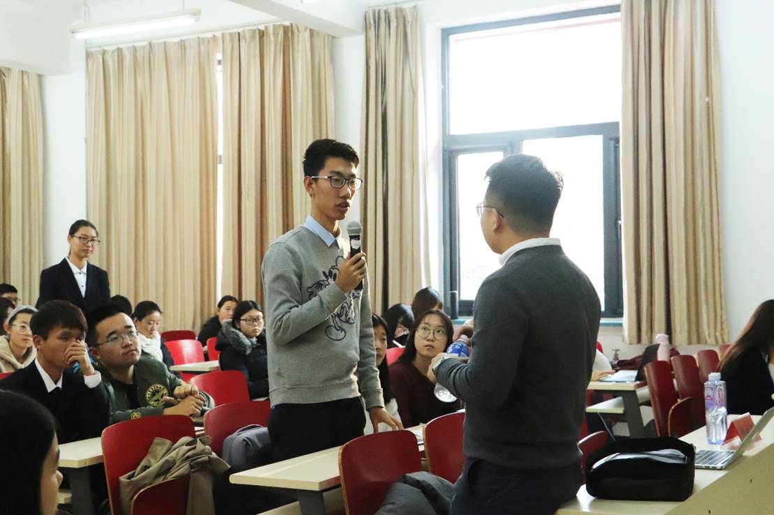 国产主播
创业工作室之创新创业专题沙龙圆满举办